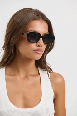 13057-1 Black Women Sunglasses|Sunglasses
